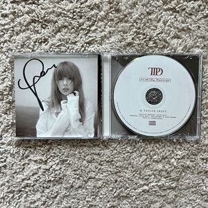 The Tortured Poets Department CD + Bonus Track “The Manuscript” HAND SIGNED